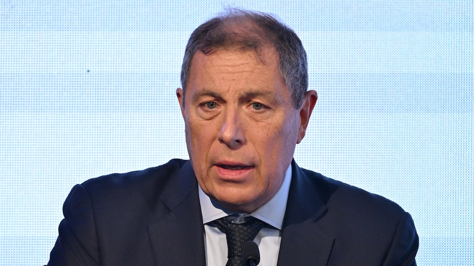 Uruguay avanza en su alejamiento de la deuda en dólares, según el Ministro de Economía