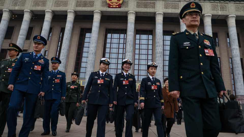China aumenta el gasto en defensa un 7% en su carrera por la modernización hacia 2035