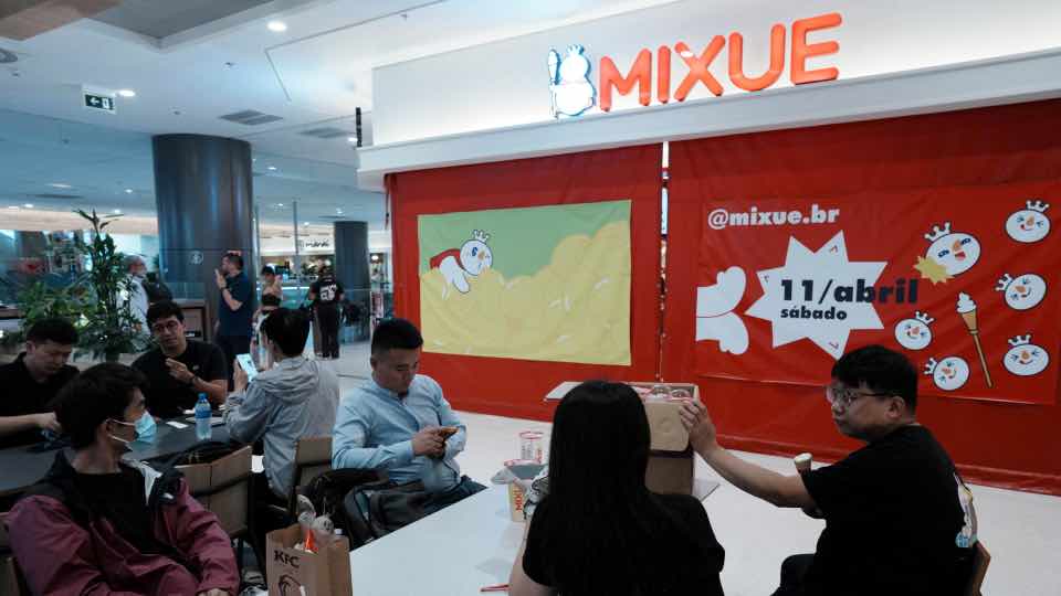 Inversión china en Brasil gira de las represas hidroeléctricas hacia los helados, en busca de consumidores