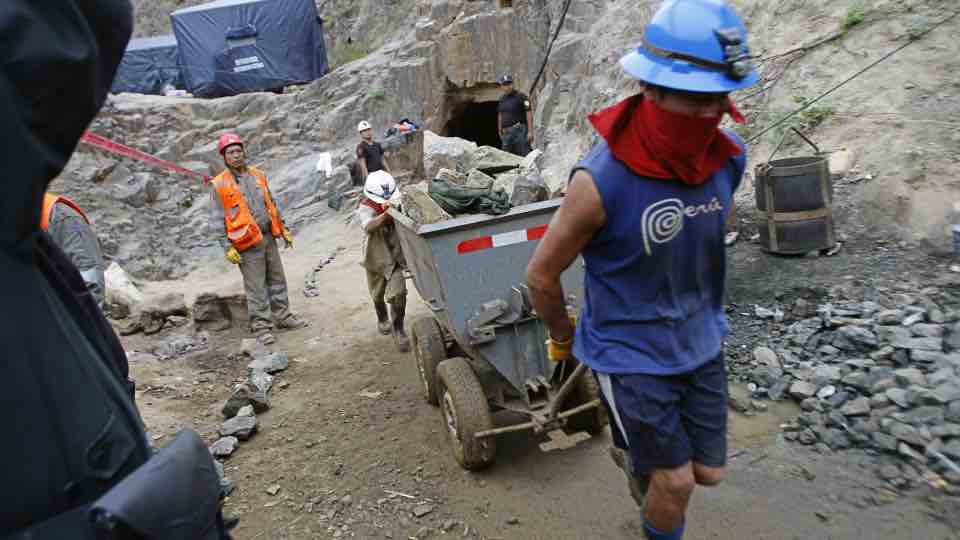 EEUU impone aranceles del 50% a manufacturas de cobre de Perú mientras intenta alejarlo de China