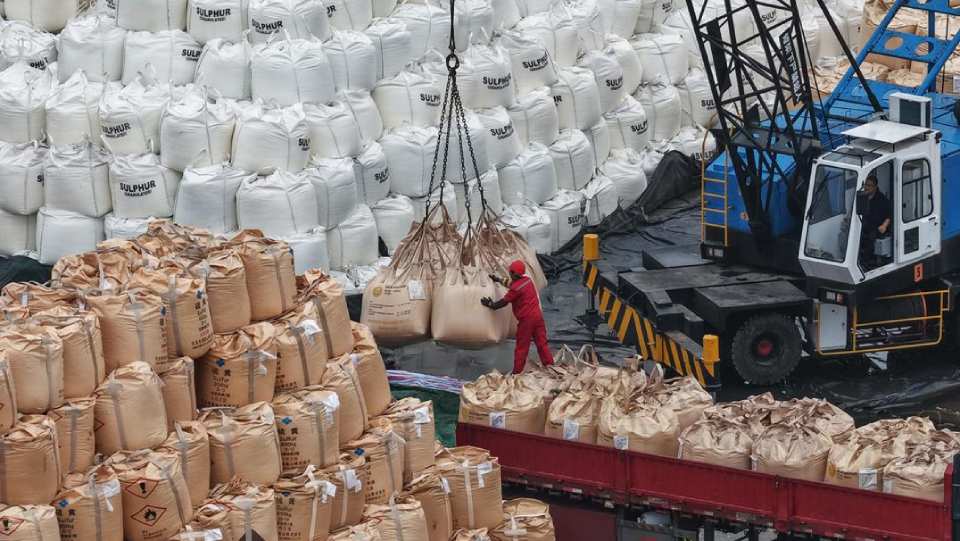 China recortará las exportaciones de ácido sulfúrico, lo que afectará a la industria global