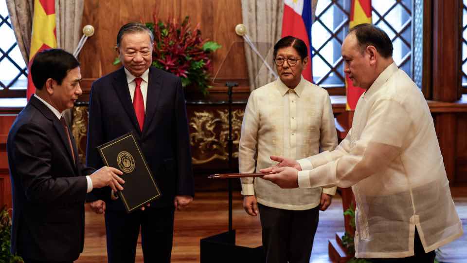 China sanciona al ministro de Defensa filipino por declaraciones “irresponsables”