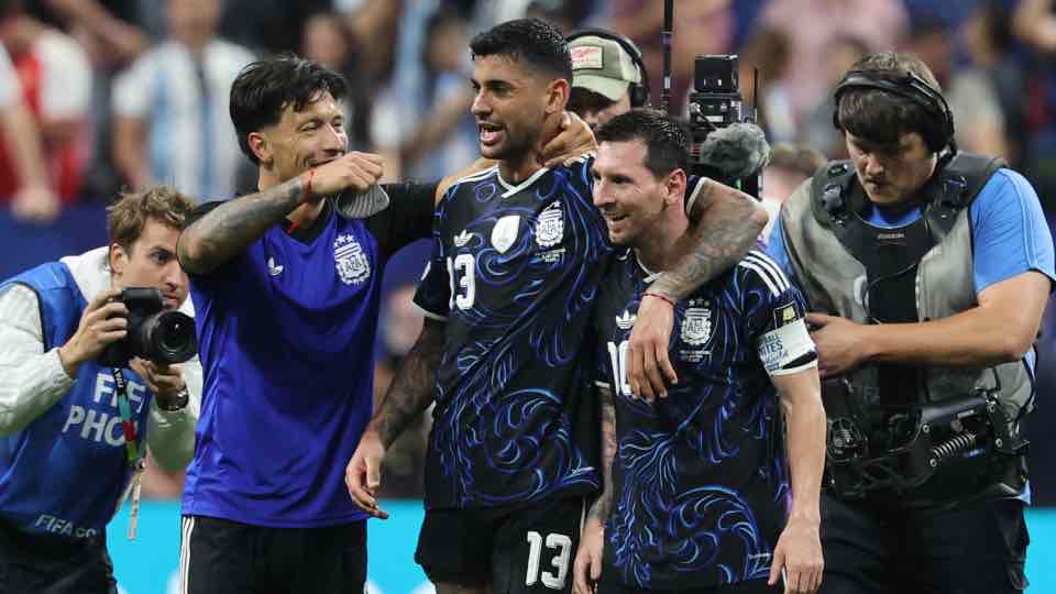 Selección de fútbol de Argentina donará ayuda humanitaria a damnificados por inundaciones en China