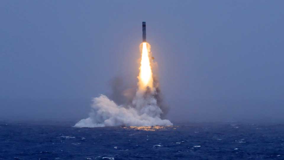 China dice haber realizado una prueba de misiles en el Pacífico