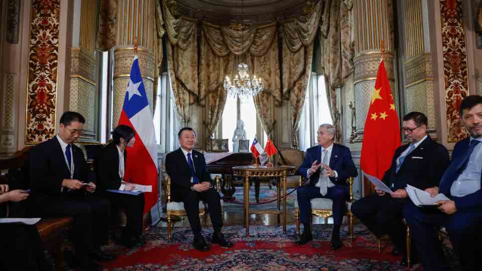Líder empresarial: Chile pierde terreno frente a rivales en el mercado chino