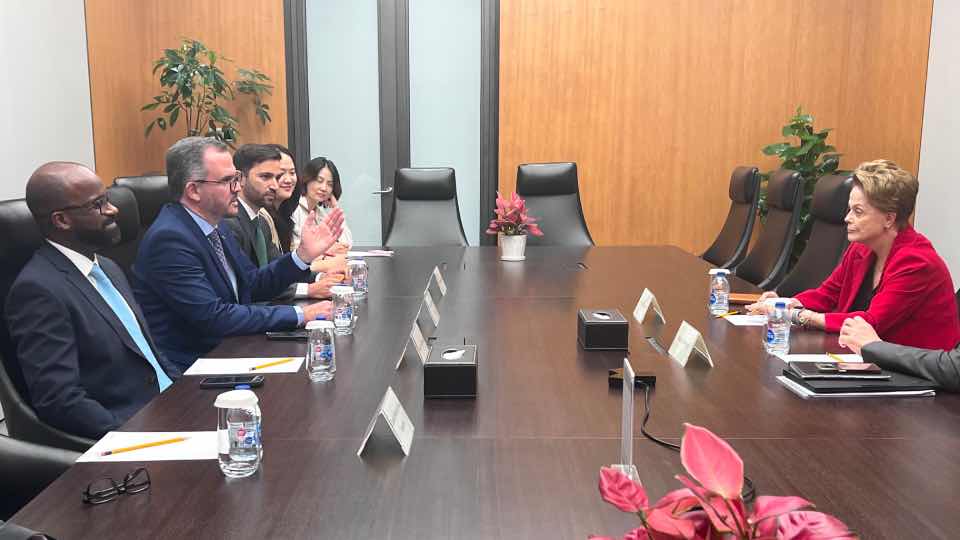 Brasil busca inversiones de gigantes de la construcción de China para modernizar sus puertos y aeropuertos