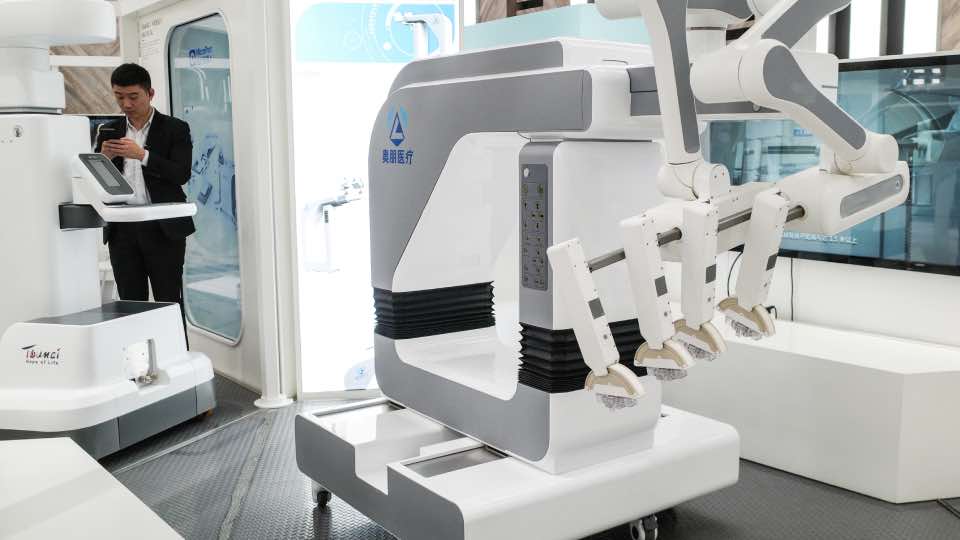 Peregrinos tecnológicos acuden en masa a China mientras se intensifica la carrera global por la innovación